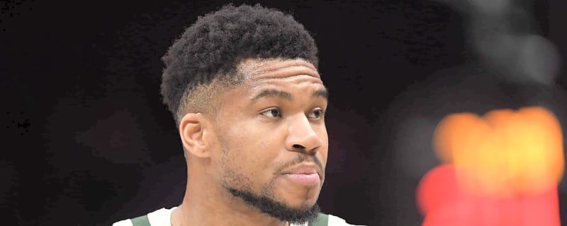 Giannis Antetokounmpo’s insane poster dunk looks edited—but it isn’t