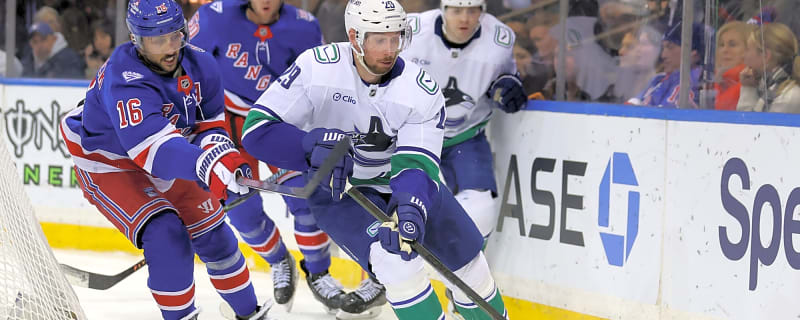  Ohgren scores his first goal as Canucks beat Rangers 3-0