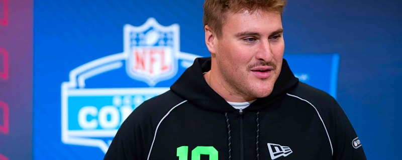Tennessee Titans: Host Versatile Offensive Lineman