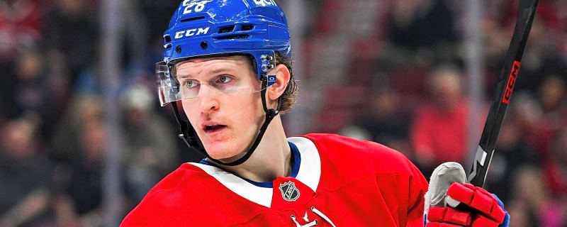 Flyers sign Christian Dvorak to one-year contract