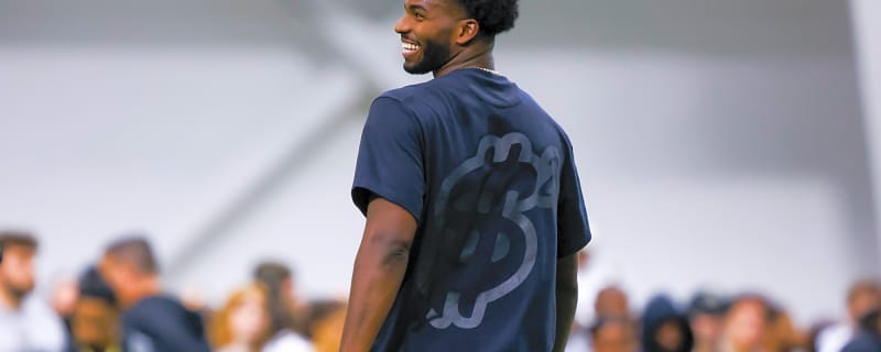 'They Would Not Leave Shedeur Sanders Alone': Shawne Merriman Was Shocked to See the QB Get Rejected Despite the Giants, Titans Obsessing Over Him