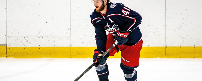 Blue Jackets sign Hunter McKown to one-year contract extension