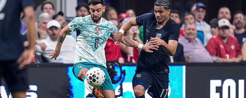 Risk of Man United being powerless to prevent star player’s transfer as he seeks assurances