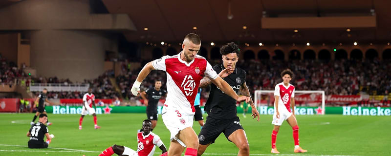 Versatile 31-year-old English star is offered to West Ham United