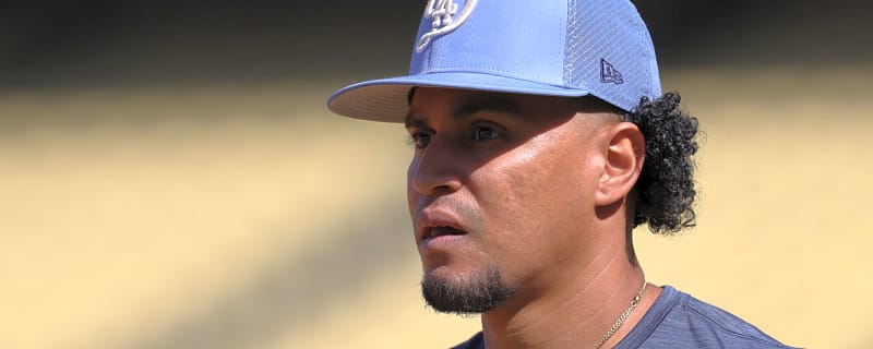 Santiago Espinal becomes free agent after clearing waivers