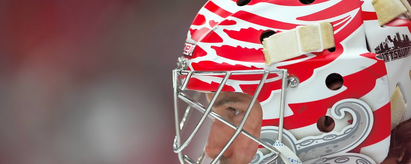 Red Wings’ John Gibson out day-to-day with upper-body injury