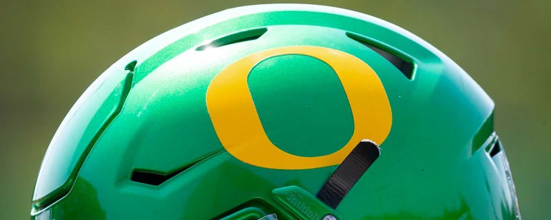 Oregon’s Viral QB Evaluation Is Absolutely Unhinged
