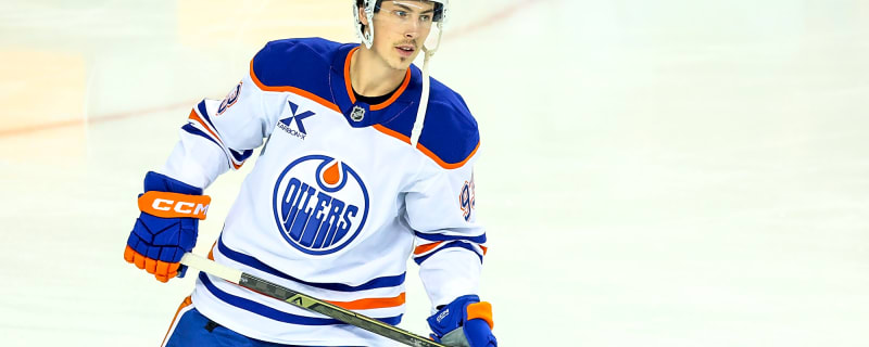 Who should be the third-line centre for the Edmonton Oilers?