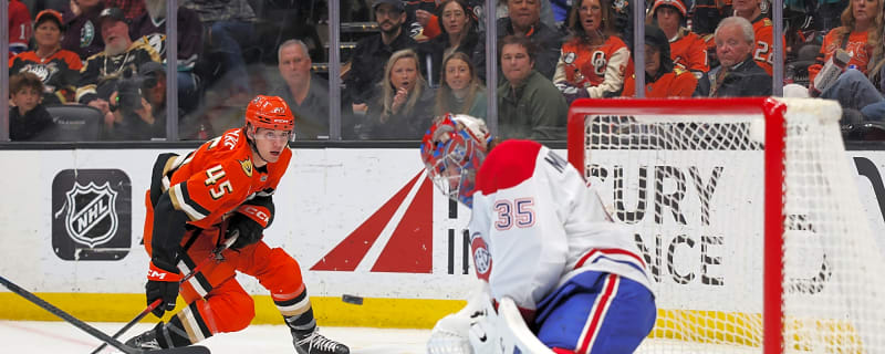 Shots on goal: the Ducks exploited one of Montembeault’s weaknesses.