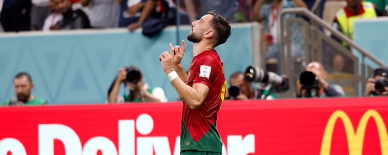 Manchester United fans get the Bruno Fernandes transfer news they were begging for