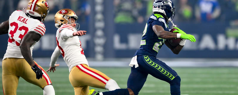Red Card! 49ers Kicker Eddy Pineiro Attempts Blatant, Dirty Slide Tackle On Seahawks Player, Fails Miserably 