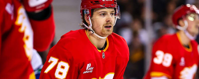 Flames sign Brennan Othmann to one-year contract