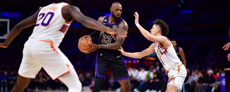JJ Redick Praises LeBron James’ Willingness to Shoulder an Expanded Workload as Lakers Secure Vital Back-to-Back Wins