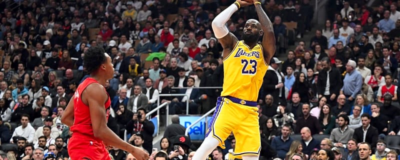 JJ Redick And Austin Reaves Salute LeBron James For Big Sacrifice To Help Lakers Win Against Raptors