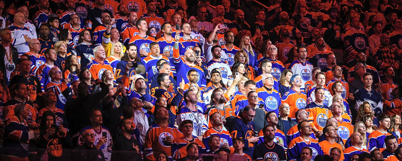 Comparing the fan experiences of the two NHL homes the Edmonton Oilers have had