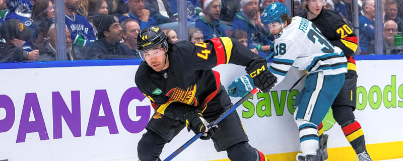 Canucks trade rumours: What could the Sharks offer for Kiefer Sherwood?