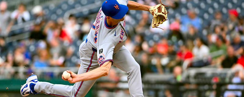 Blue Jays officially announce Tyler Rogers signing, designate Justin Bruihl for assignment