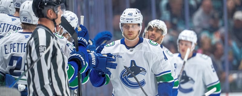  Ohgren scores the winner as Canucks beat Kraken 3-2 in shootout