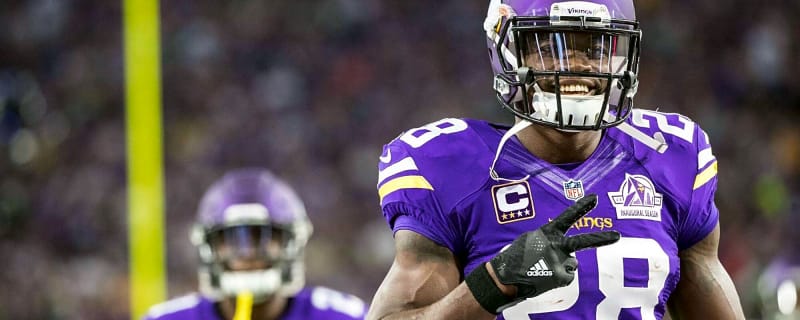 Minnesota Vikings induct the most obvious player into the Ring of Honor
