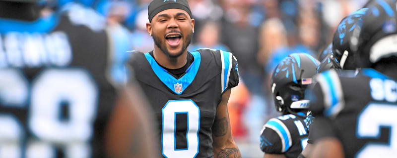 Panthers Had Trade Talks Involving TE Ja’Tavion Sanders Before Roster Cuts