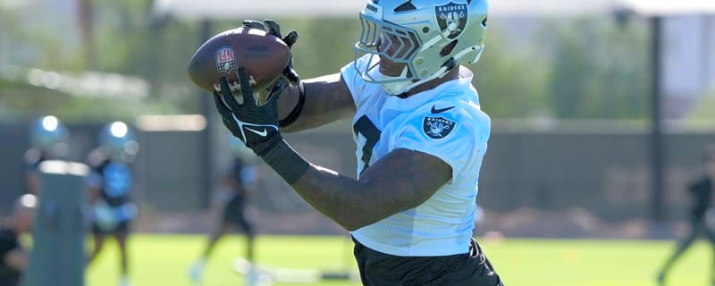 Las Vegas Raiders LB Quay Walker subtly calls out the defense after a tough showing vs. the Los Angeles Rams