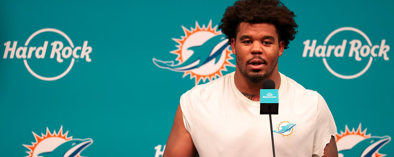Dolphins Rule Out Chop Robinson vs. 49ers in Week 2