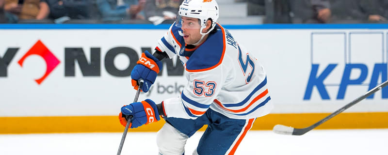 How does Isaac Howard’s start with the Oilers in 2026-27 compare to Matt Savoie’s rookie-season start?