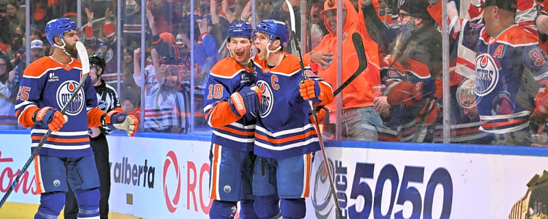 Connor McDavid’s incredible December, love for Zach Hyman, and the Oilers’ home-heavy schedule