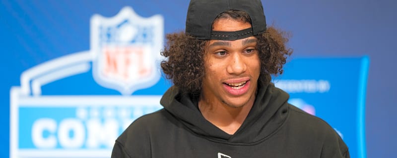 New PFF 3-Round Mock Draft has the Dolphins Selecting