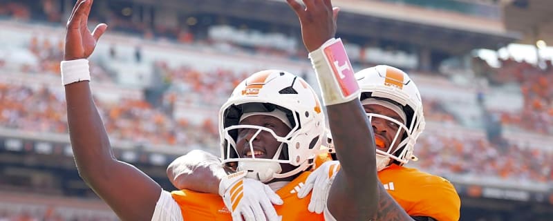 Tennessee QB Faizon Brandon pulls off a feat that no freshman in FBS college football had done in a very long time
