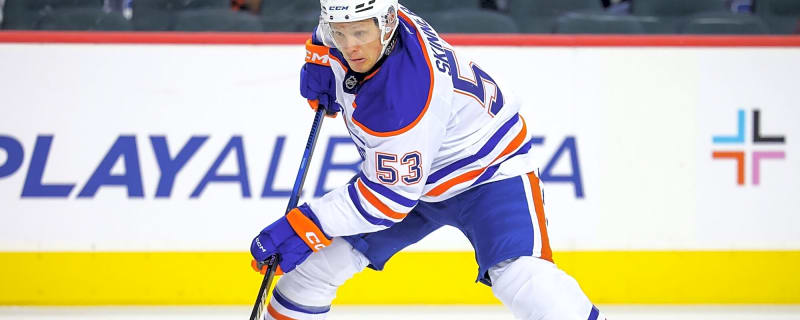 Sharks sign forward Jeff Skinner to one-year contract