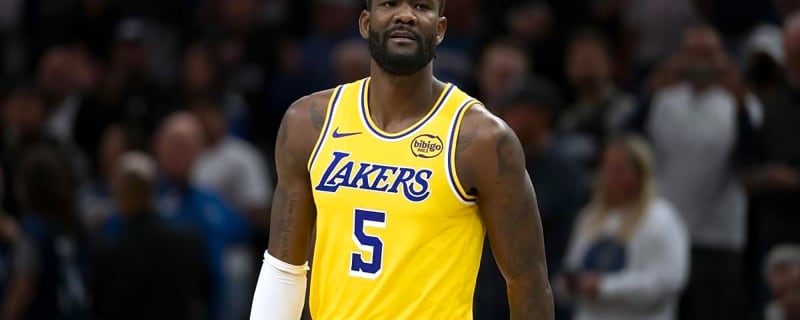 Good News For Lakers: Almost Full Strength For Mavericks Showdown