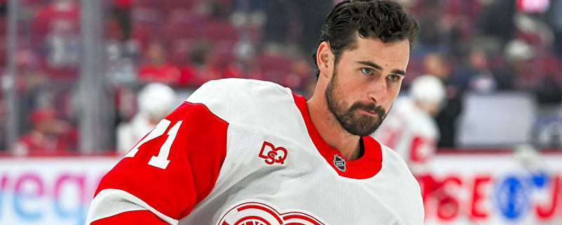 Red Wings’ Devellano: Management has ‘kissed and made up’ with Larkin