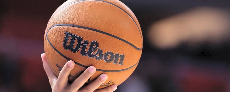 Pistons hold off Cavaliers at home to take 2-0 series lead