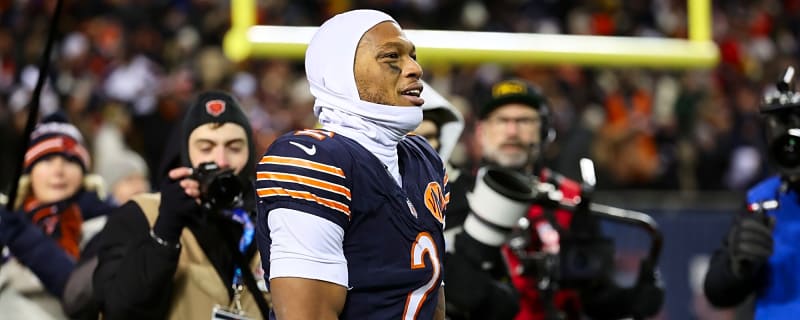 Colston Loveland had words for former Chicago Bears teammate DJ Moore