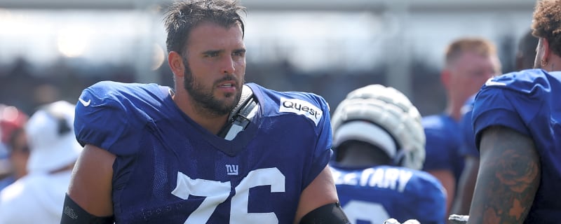 Giants Sign G Jon Runyan To 2-Year Extension
