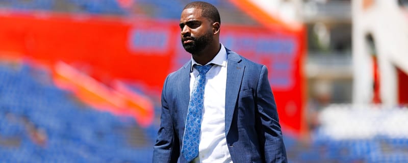 Florida Locks Official Visit With 6-7 ‘Towering’ DL Who Posted 14 TFL—5 Blue Bloods Left Behind