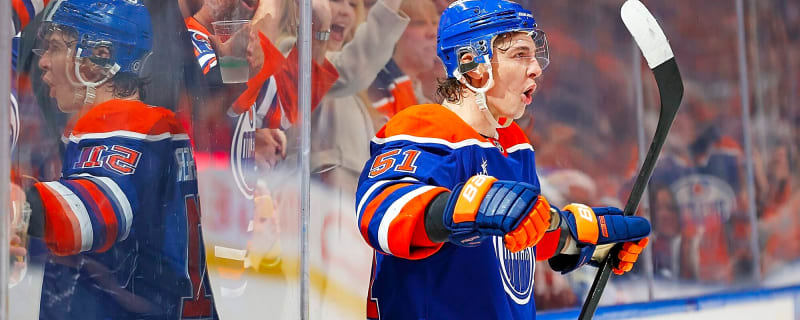 Maple Leafs claim Troy Stecher off waivers from Oilers