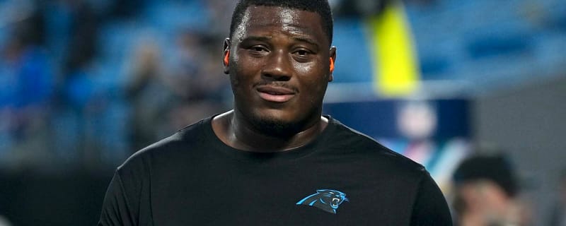 Panthers’ Derrick Brown and USAA team up to help save lives by educating young Carolina drivers during National Teen Driver Safety Week