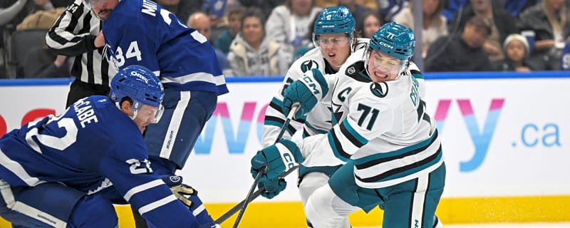 Instant Reaction: Maple Leafs snap 3-game losing streak to Sharks on back of Sergei Bobrovsky’s best start of season