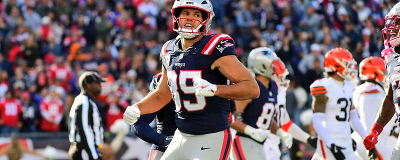 New England Patriots star playmaker aiming to pay it forward for promising rookie the same way his mentor once did