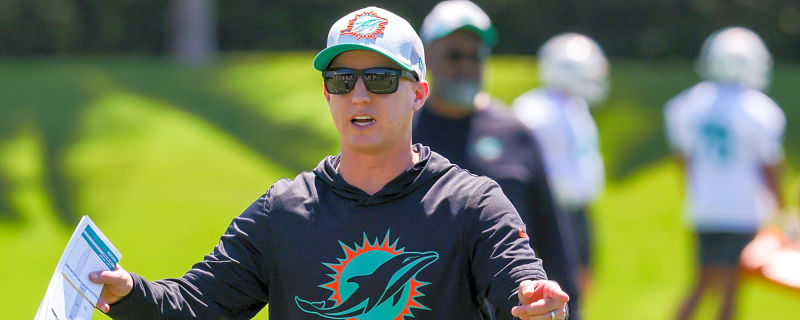 Bobby Slowik Sends Clear Message About De’Von Achane’s Role