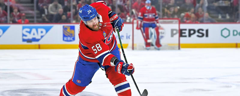 David Savard played goalie for Alex Newhook this morning in Brossard