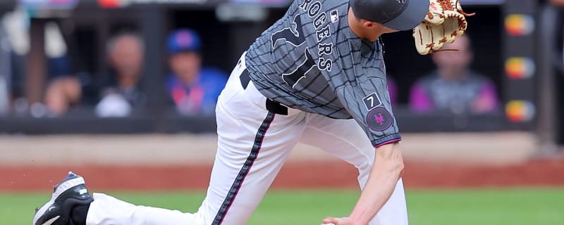 Blue Jays sign Tyler Rogers to three-year deal