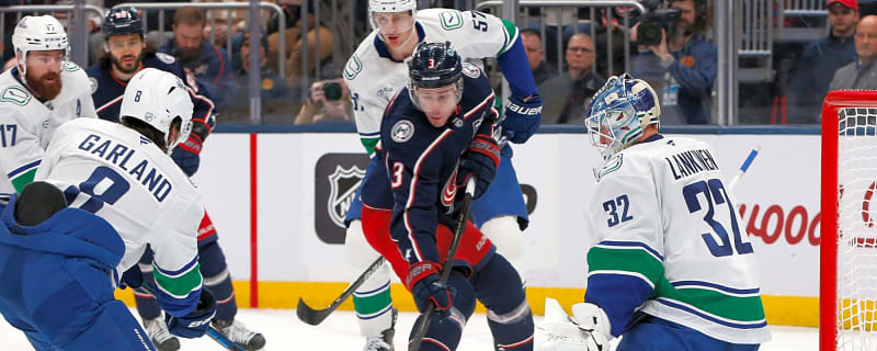  Boeser ends goalscoring drought as Canucks fall 4-1 to Blue Jackets