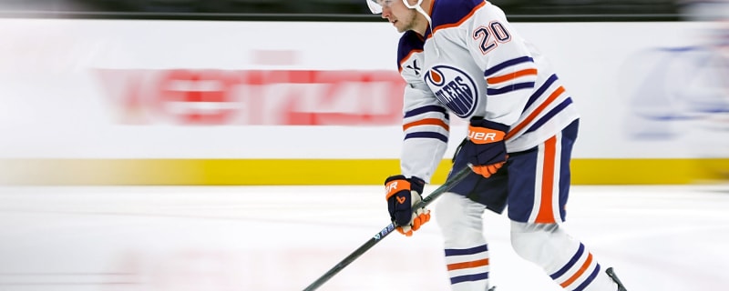 Oilers’ Curtis Lazar helped off the ice with apparent injury in Tuesday game against Penguins