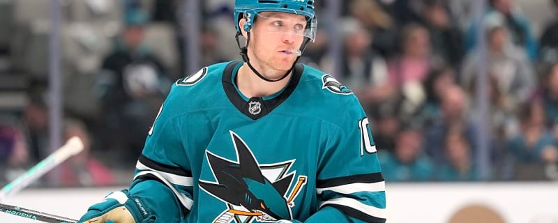 Sharks re-sign Ty Dellandrea to two-year extension