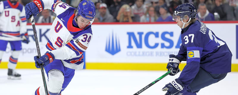 The Islanders should give Cole Eiserman time to develop