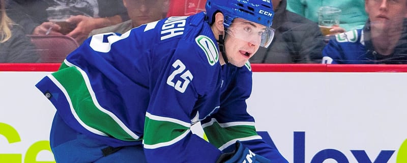 Sabres sign Aidan McDonough to one-year contract