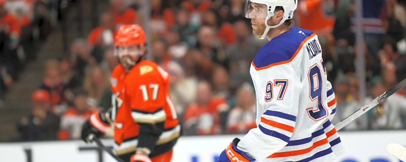 ‘The core group… is exhausted’: Oilers fans react to Game 3 loss to Ducks